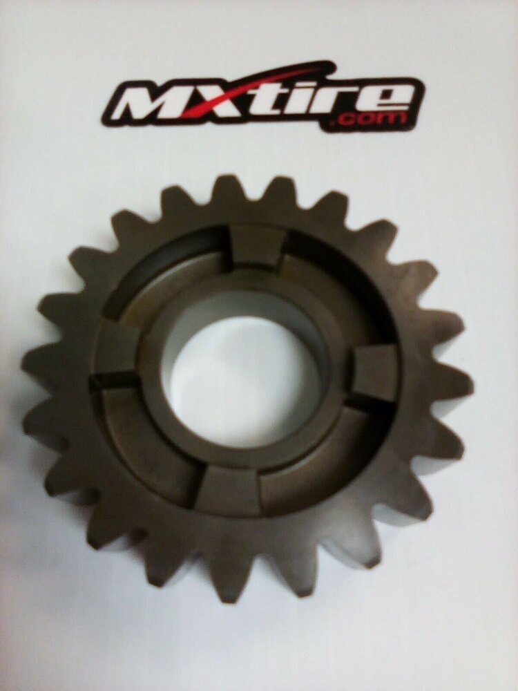 SUZUKI 24321-28H00 SUZUKI 2ND DRIVEN GEAR, (NT:25)