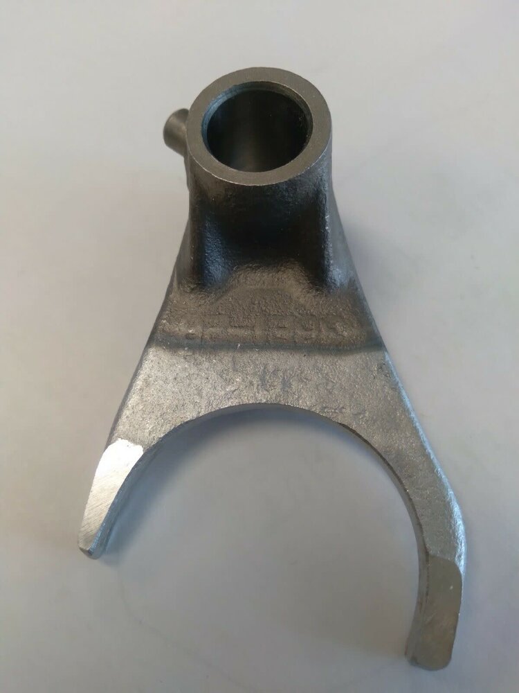 SUZUKI 25231-02B40 SUZUKI SHIFT FORK GEAR NO.3 RM 85