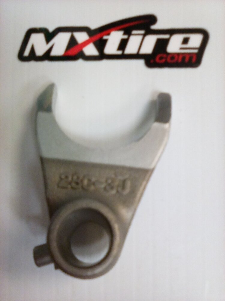 SUZUKI 25231-28H00 FORK GEAR SHIFT NO.3  SUZUKI