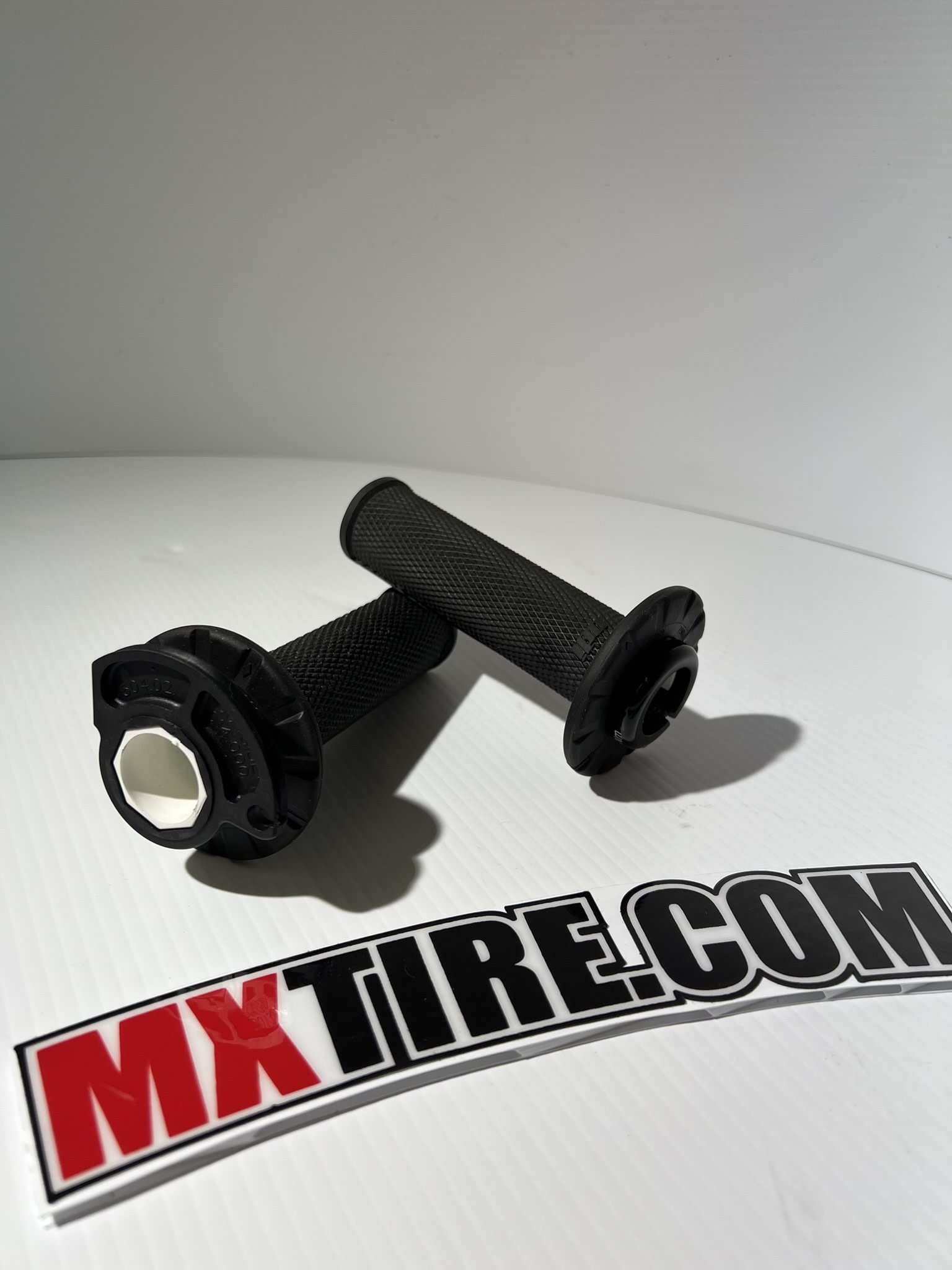 KTM / GASGAS / HUSQVARNA KTM OEM ODI HAND GRIP SET W/ THROTTLE TUBE 85SX 79002021200 MXTIRE