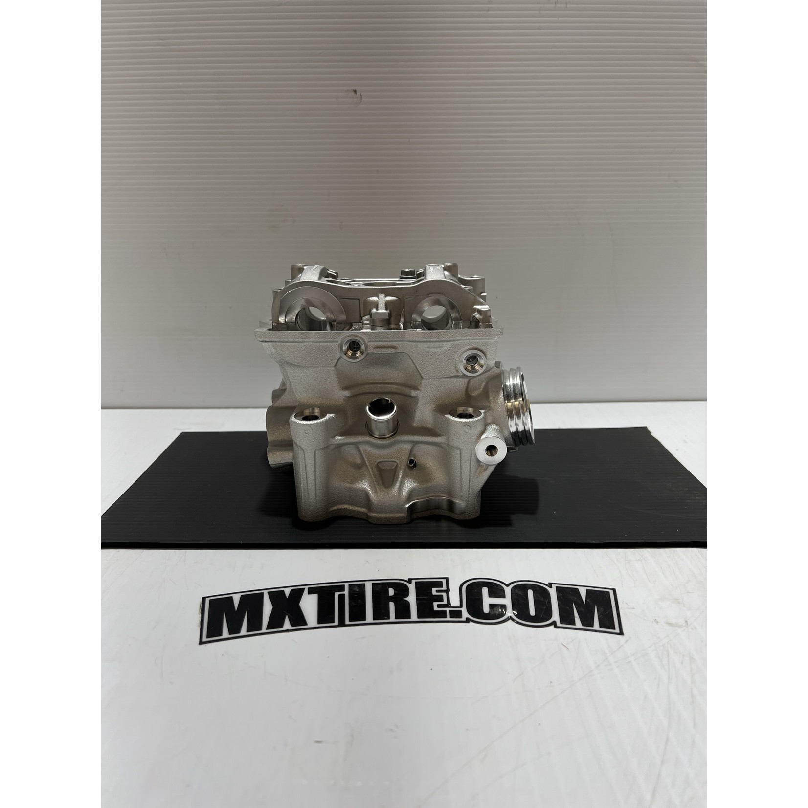KTM CYLINDER HEAD COMPLETE A46036020044 MXtire