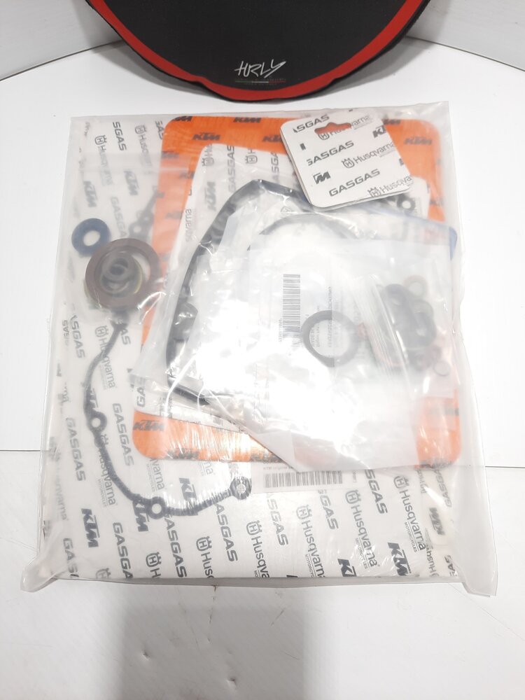 KTM / GASGAS / HUSQVARNA 79330099000  ENGINE SEAL KIT 250-350 '19-'22