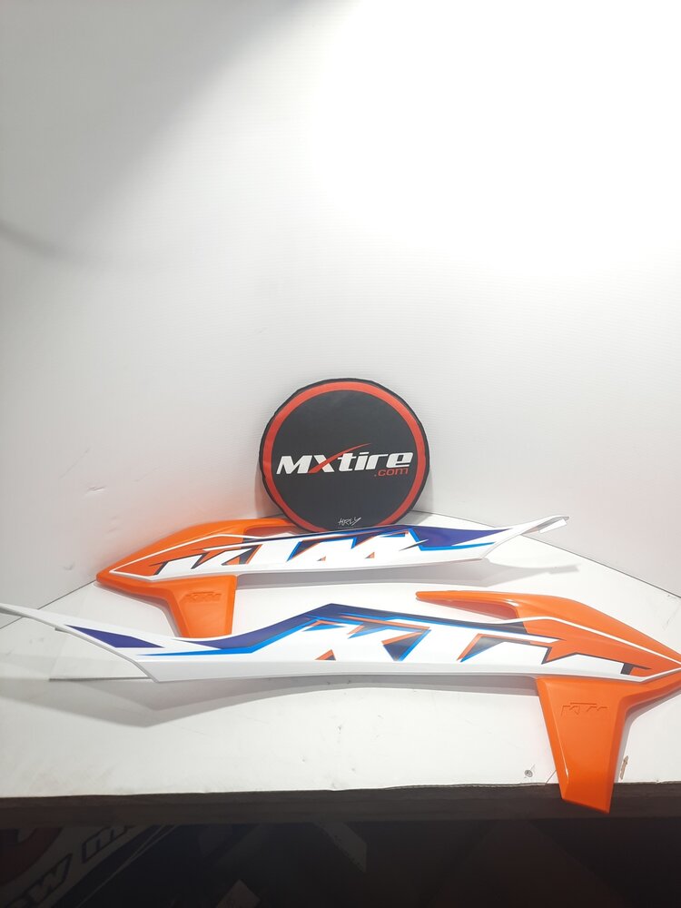 KTM / GASGAS / HUSQVARNA 79008054000EBF SPOILER KIT LEFT AND RIGHT KTM 125-450 '18