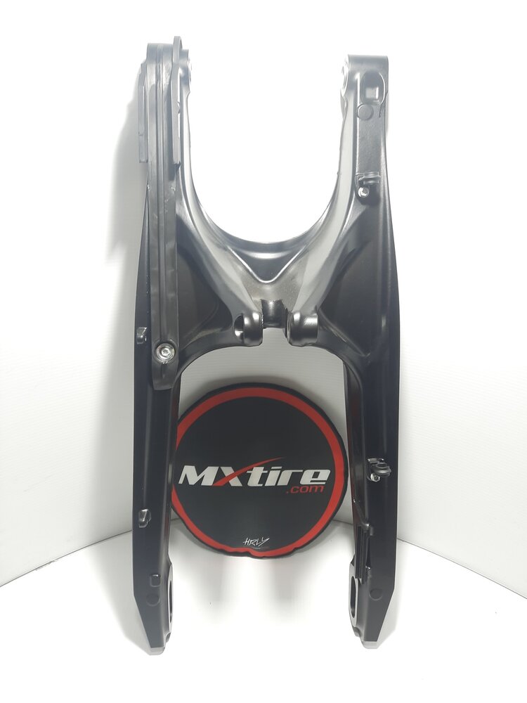 KTM / GASGAS / HUSQVARNA 64104030004433  SWINGARM KTM