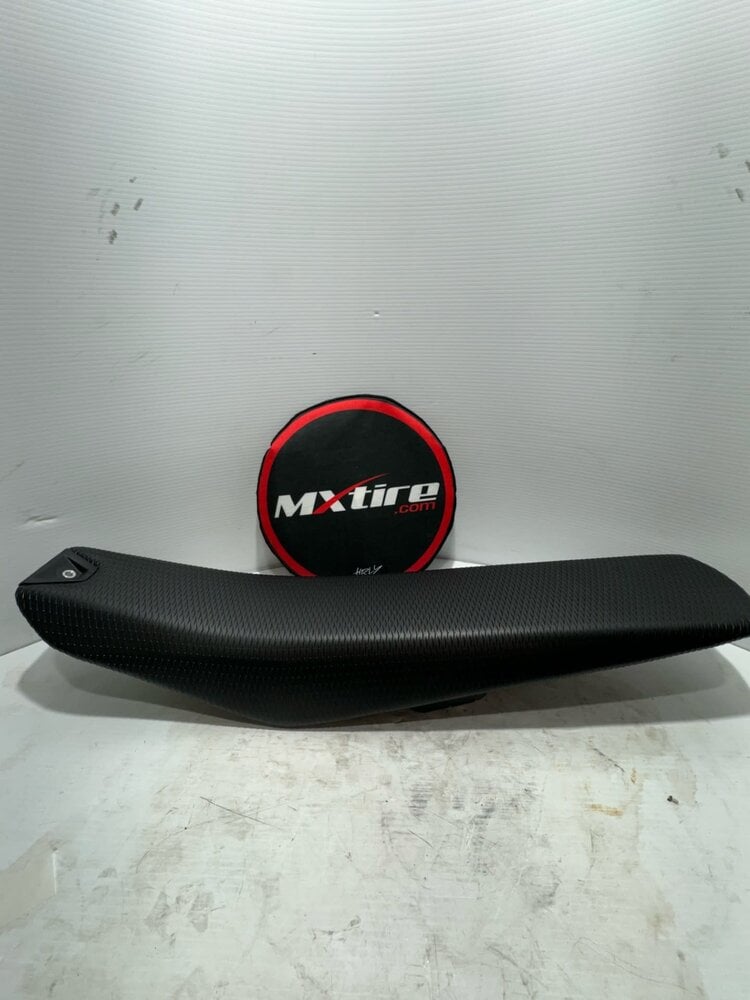 KTM / GASGAS / HUSQVARNA A41007040000C1 SEAT COMPLETE 2025 KTM 85SX