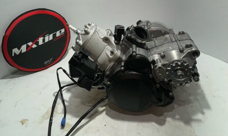 KTM / GASGAS / HUSQVARNA 2024 GAS GAS MC 250 ENGINE COMPLETE