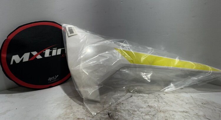 2330804200028A SIDE PANEL WHITE HUSQVARNA TC65 2018-2019