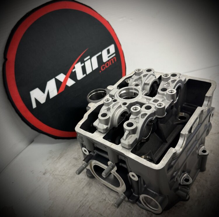 KTM / GASGAS / HUSQVARNA 6913602010024 CYLINDER HEAD FRONT 2011-2014 KTM 1190 RC8R