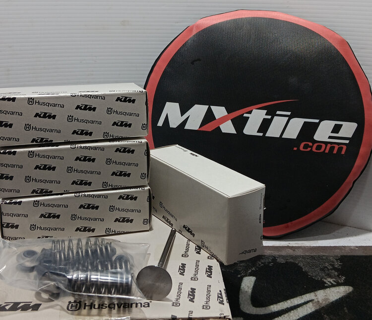 KTM 79036030110 VALVE KIT 2017-2019 KTM 250 EXC-F