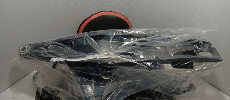 KTM / GASGAS / HUSQVARNA 6410403004433 SWINGARM CMPL BLACK 2019-2022 KTM 890 DUKE