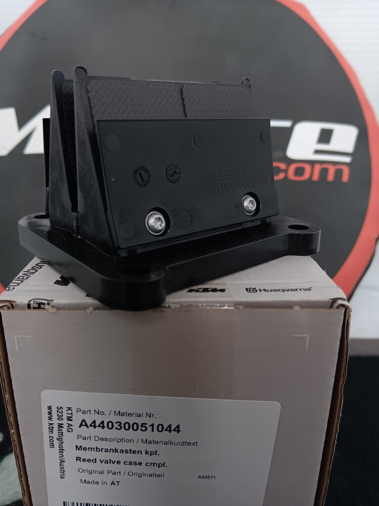 KTM / GASGAS / HUSQVARNA A44030051044 REED VALVE CASE CMPL 2024-2025 KTM 125/250/300