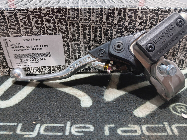 KTM / GASGAS / HUSQVARNA 25002030044 CLUTCH MASTER CYLINDER DOT CPL 9,0MM 2017-2018 HUSQVARNA TC/FC/FX