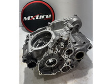 79230100144 79230100133 ENGINE CASE CPL. KTM 250, 350 EXC-F, FE '17-'19