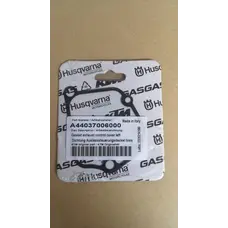 A44037006000 CONTROL COVER SEAL, LEFT