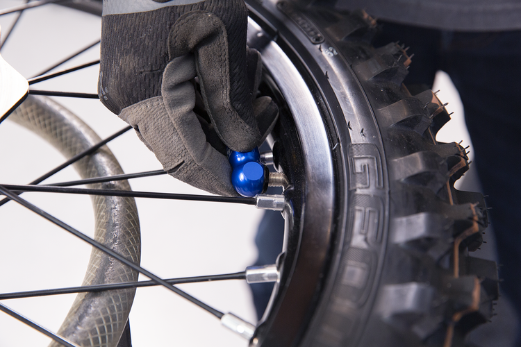 MOTION PRO MOTION PRO DIGITAL TIRE GAUGE 60 PSI  NEW BUTTON