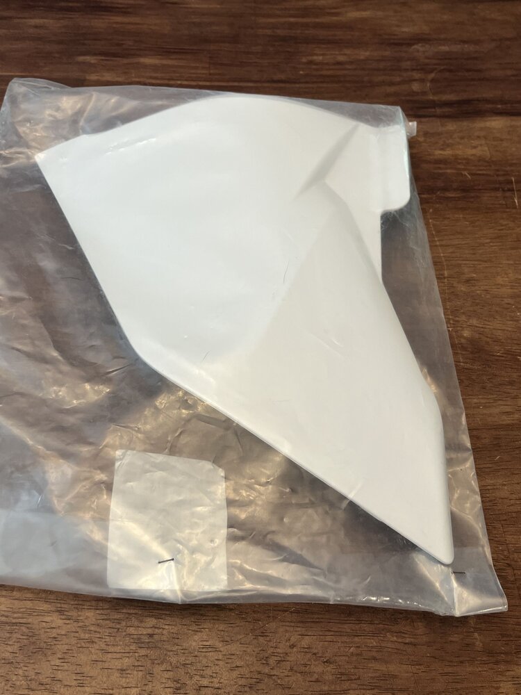 KTM / GASGAS / HUSQVARNA 47206003000  AIRBOX COVER  KTM 85CC '20