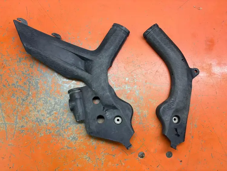 KTM / GASGAS / HUSQVARNA 7910309410030 FRAME PROTECTION KTM 150-500 '21-'23