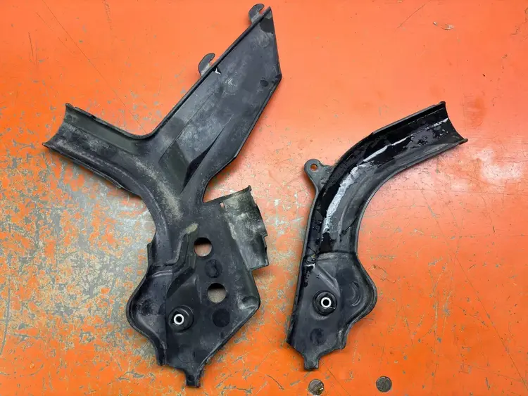 KTM / GASGAS / HUSQVARNA 7910309410030 FRAME PROTECTION KTM 150-500 '21-'23