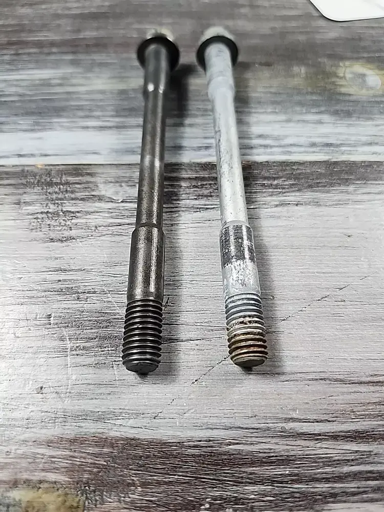 KTM / GASGAS / HUSQVARNA 59003013000 ENGINE MOUNT SCREW KTM 125-450 '01-'23