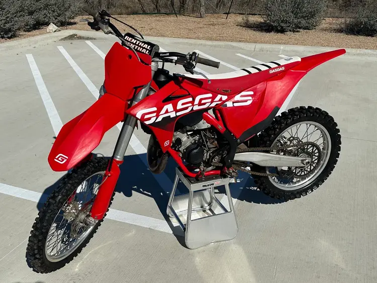 KTM / GASGAS / HUSQVARNA 79135034000 RAD PROTECTION L/R 125-500 '19-'23