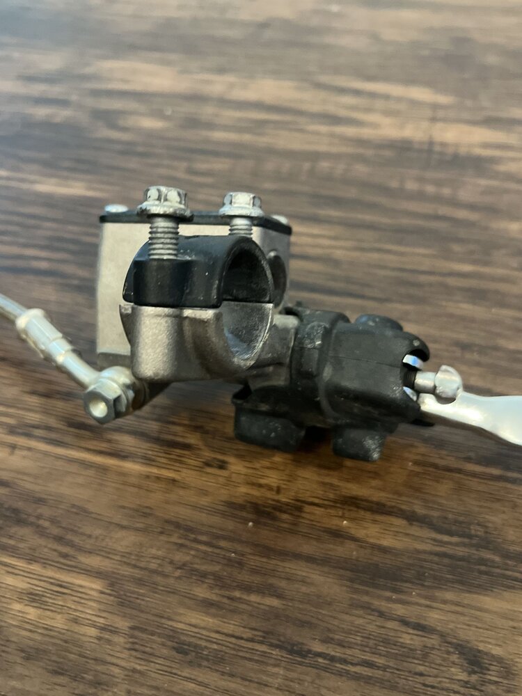 KTM / GASGAS / HUSQVARNA KTM OEM FRONT BRAKE LEVER/Master cylinder cpl. 85 SX '21+ 47213001044