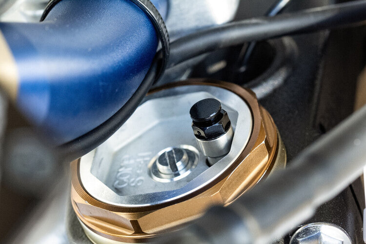 WORKS FORK BLEEDER HON/KAW/SUZ/YAM