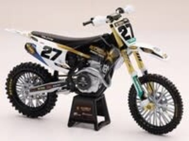 NEW-RAY NEW-RAY 1:12 SCALE ROCKSTAR HUSQVARNA TEAM FC450 MALCOLM STEWART #27