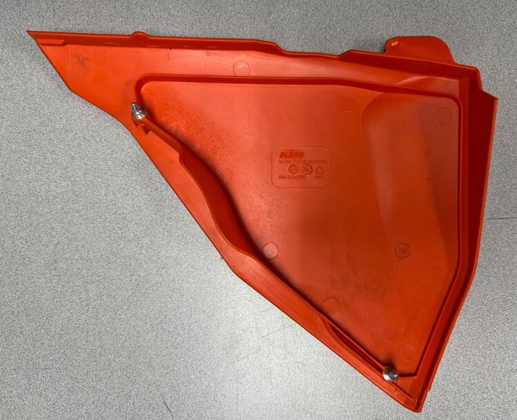 KTM / GASGAS / HUSQVARNA 79106003000EBC AIR FILTER BOX COVER LEFT ORANGE KTM 125-500 '23