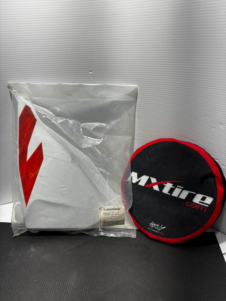 KTM / GASGAS / HUSQVARNA 79106003000ABA FIR FILTER BOX COVER LEFT KTM 125-500 '20