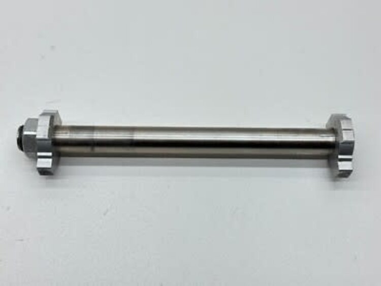 KTM / GASGAS / HUSQVARNA A46010085044 / A46010185044 WHEEL SPINDLE REAR AXLE 125-500 '23-'25