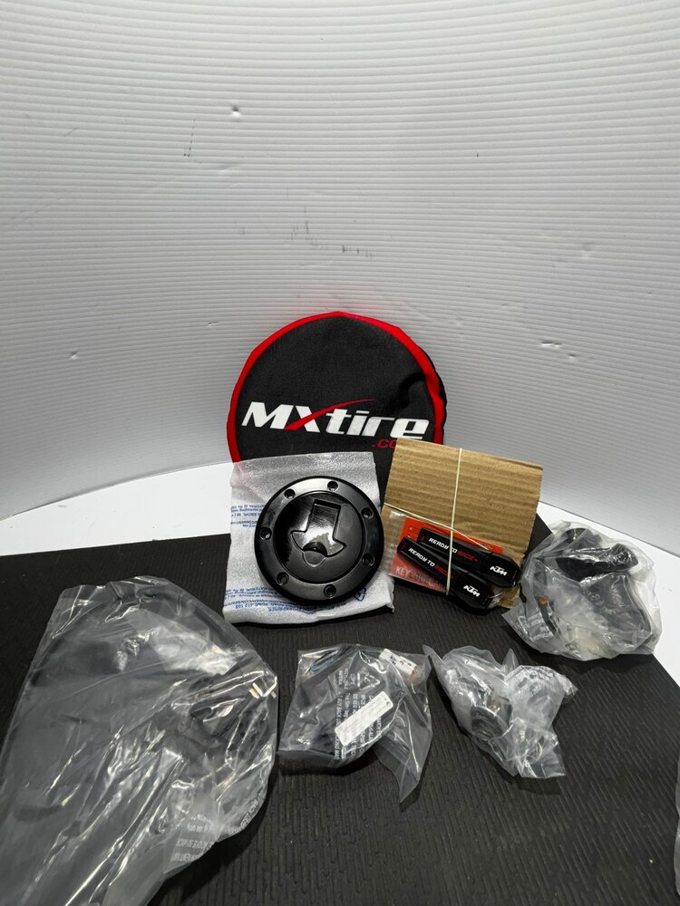 KTM / GASGAS / HUSQVARNA 64111066044 LOCKSET CPL. KTM 790 890 DUKE '19-'24