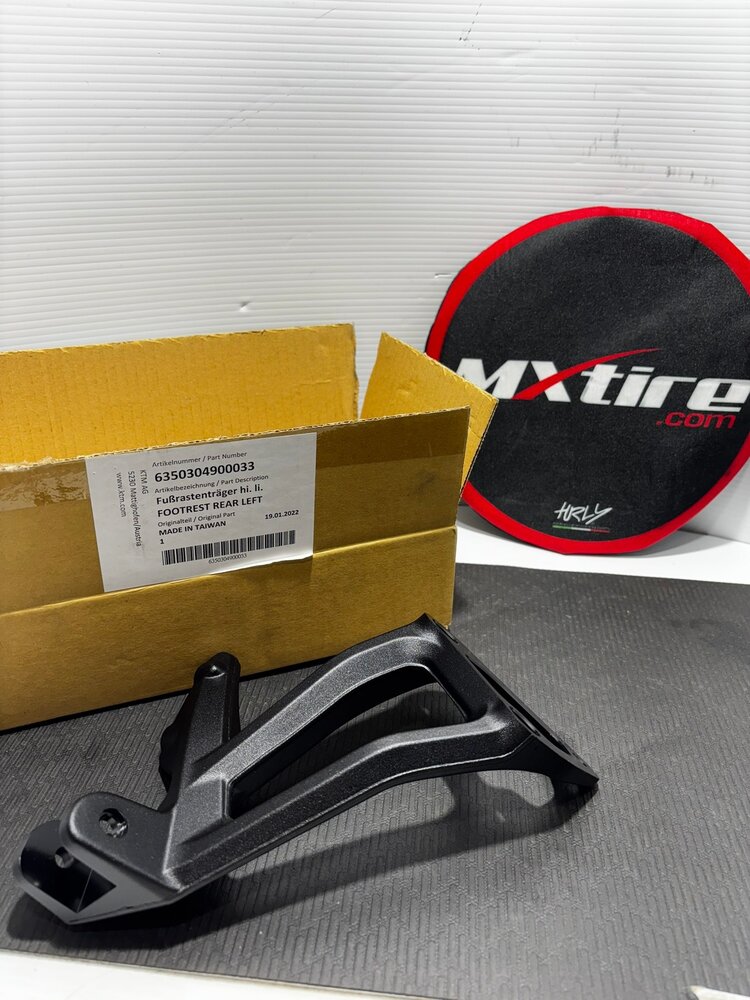 KTM / GASGAS / HUSQVARNA 6350304900033 REAR FOOTPEG BRACKET KTM 790 890 '19-'24