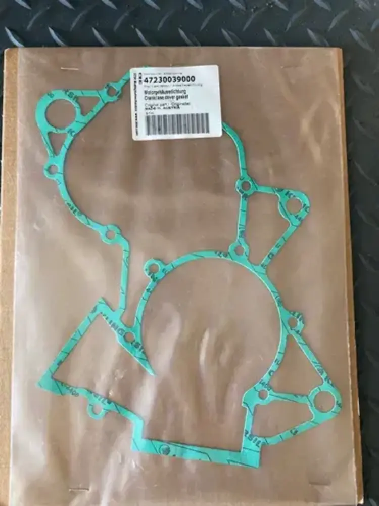 KTM / GASGAS / HUSQVARNA 47230039000 CRANKCASE CENTER GASKET, KTM 85 SX TC MC '18-'25
