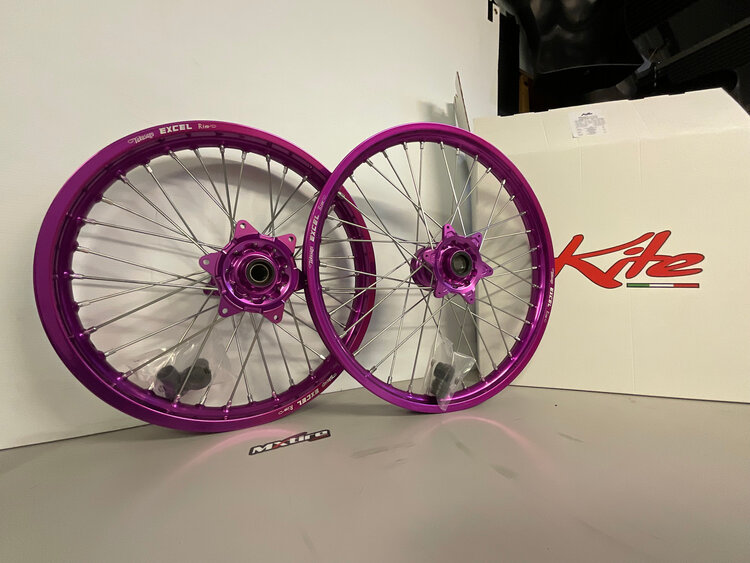 KITE WHEEL SET 19/21 - KTM GASGAS HUSQVARNA BIG BIKE ‘23-‘26 PURPLE/PURPLE