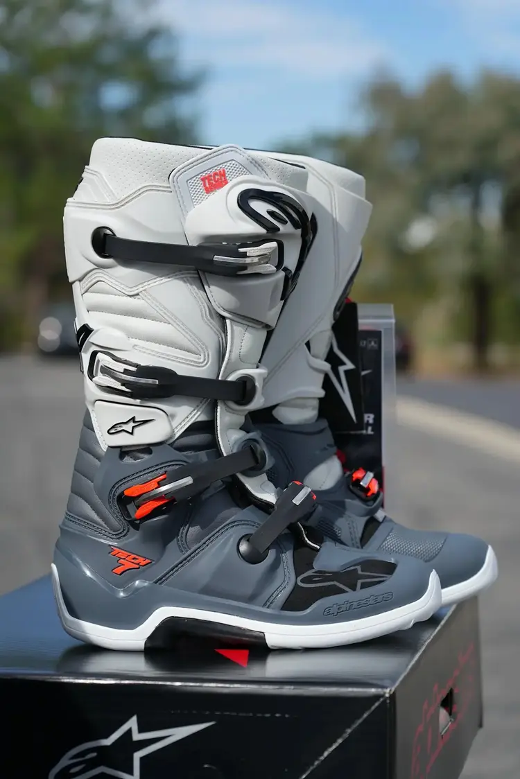 ALPINESTARS TECH 7 MX BOOTS DARK GREY/ LIGHT GREY/ RED