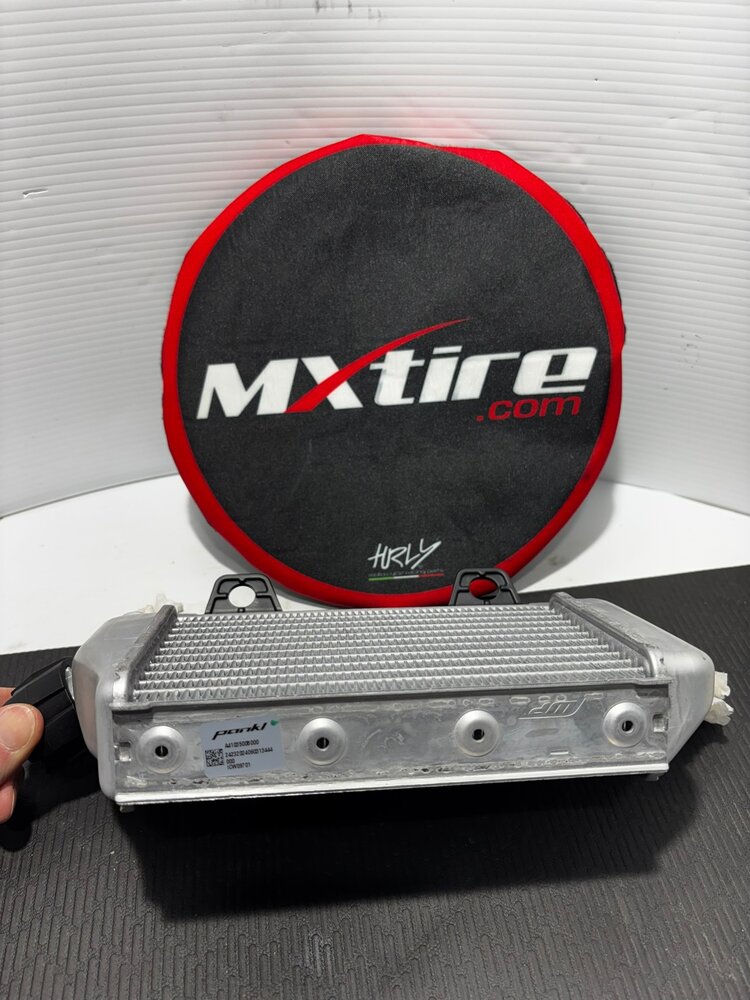 KTM / GASGAS / HUSQVARNA A41035008000 RADIATOR RIGHT 85 SX TC MC ‘25-‘26