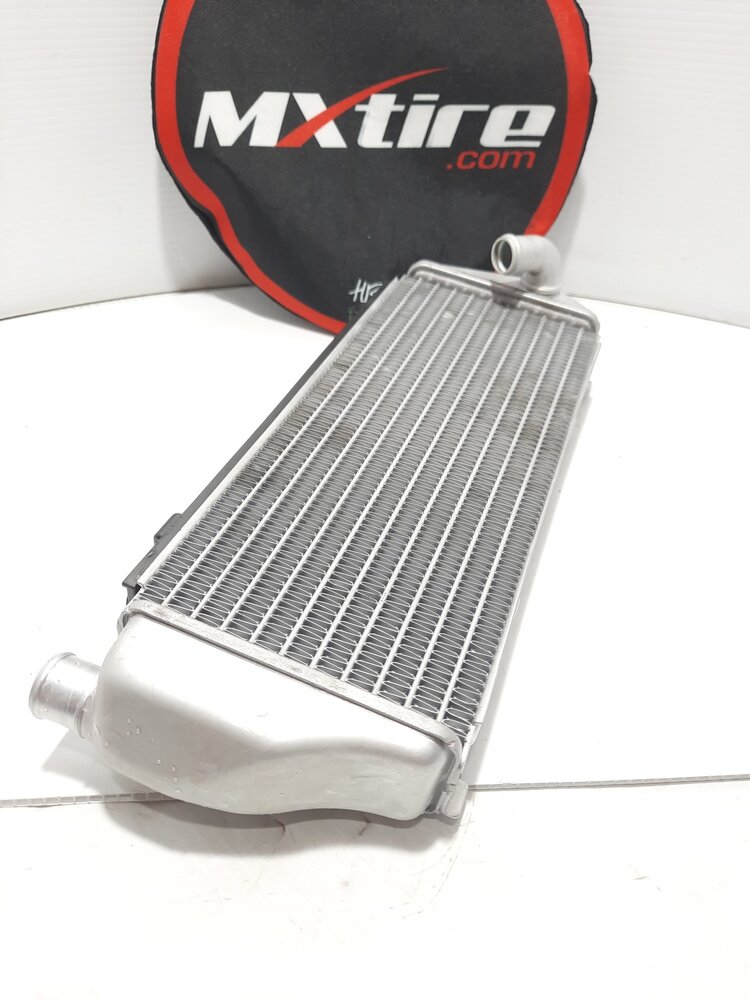 A46035007000 RADIATOR LEFT SIDE KTM SX SX-F '23-'26
