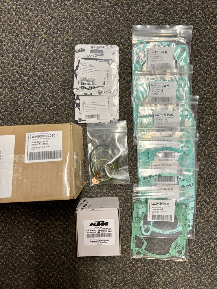 KTM / GASGAS / HUSQVARNA A44030007010 I PISTON KIT 250 SX TC MC  '23-'26