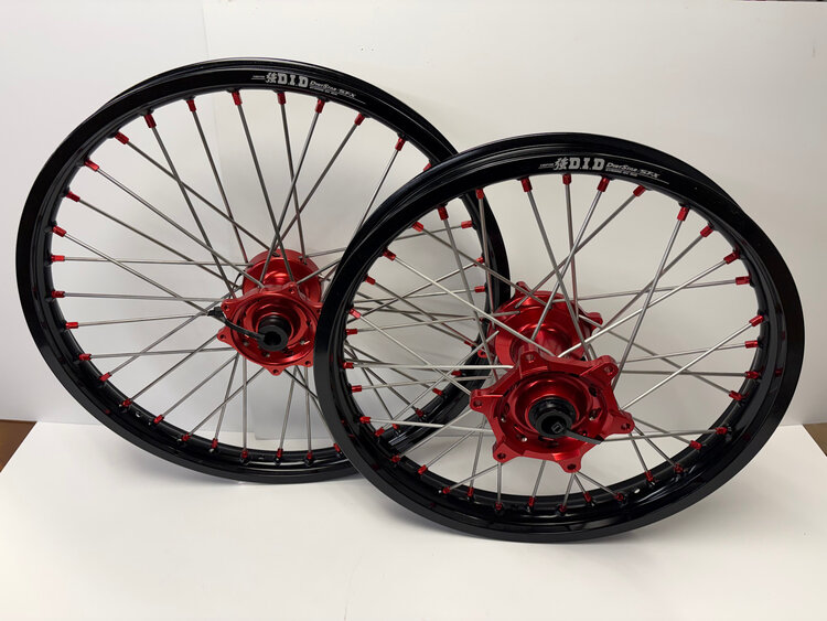 MXT MXT Complete Wheel Set Red/Black - Honda CRF250/450 19" & 21" Wheels - DID Dirt Star ST-X Rims
