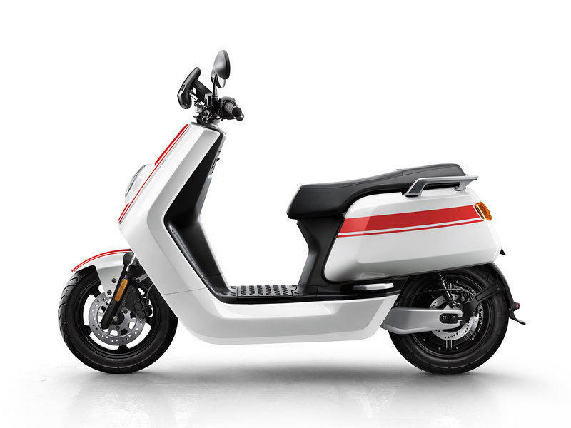 NIU NQi GT Pro Motor Scooter