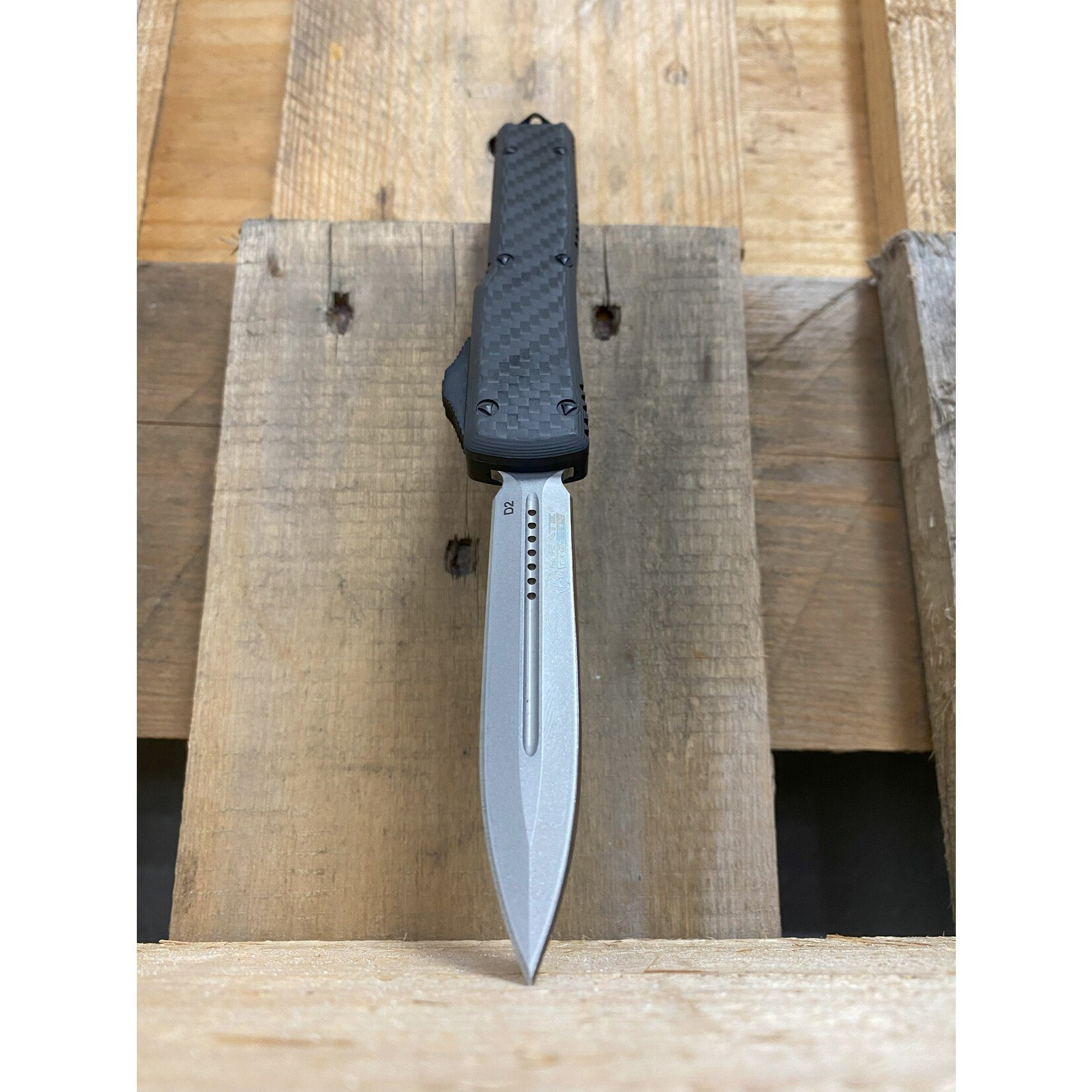 Carbon Fiber OTF Knife – KRATE Tactical