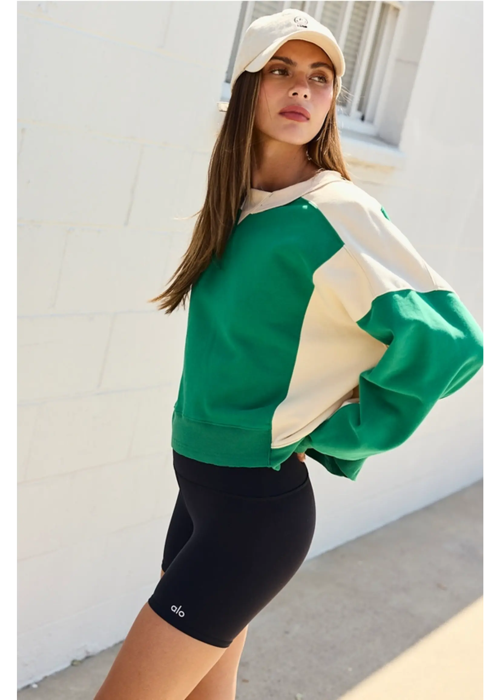 Olivia Contrast Pullover