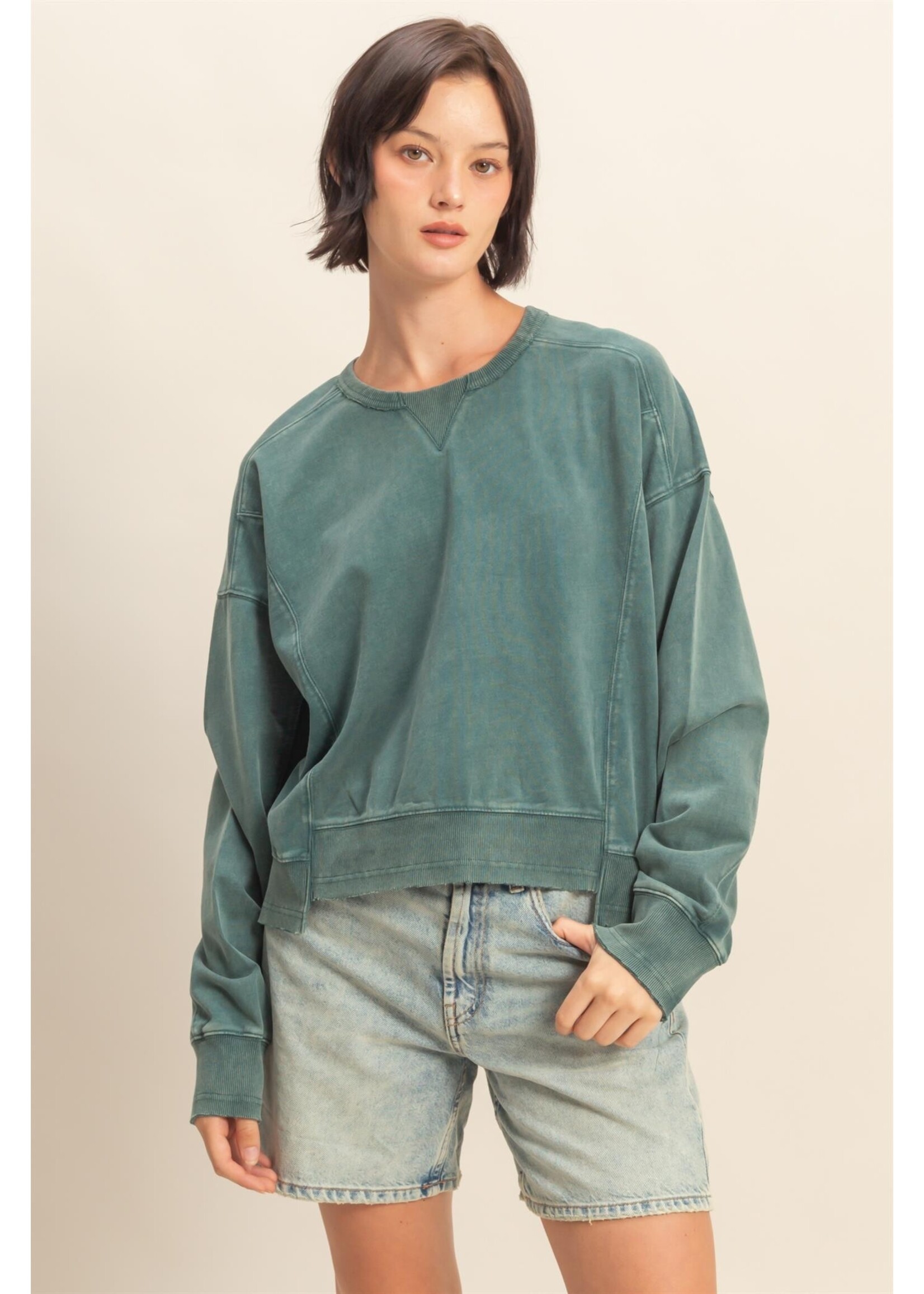 Oversized Crew Neck Sweatshirt With Raw Hem