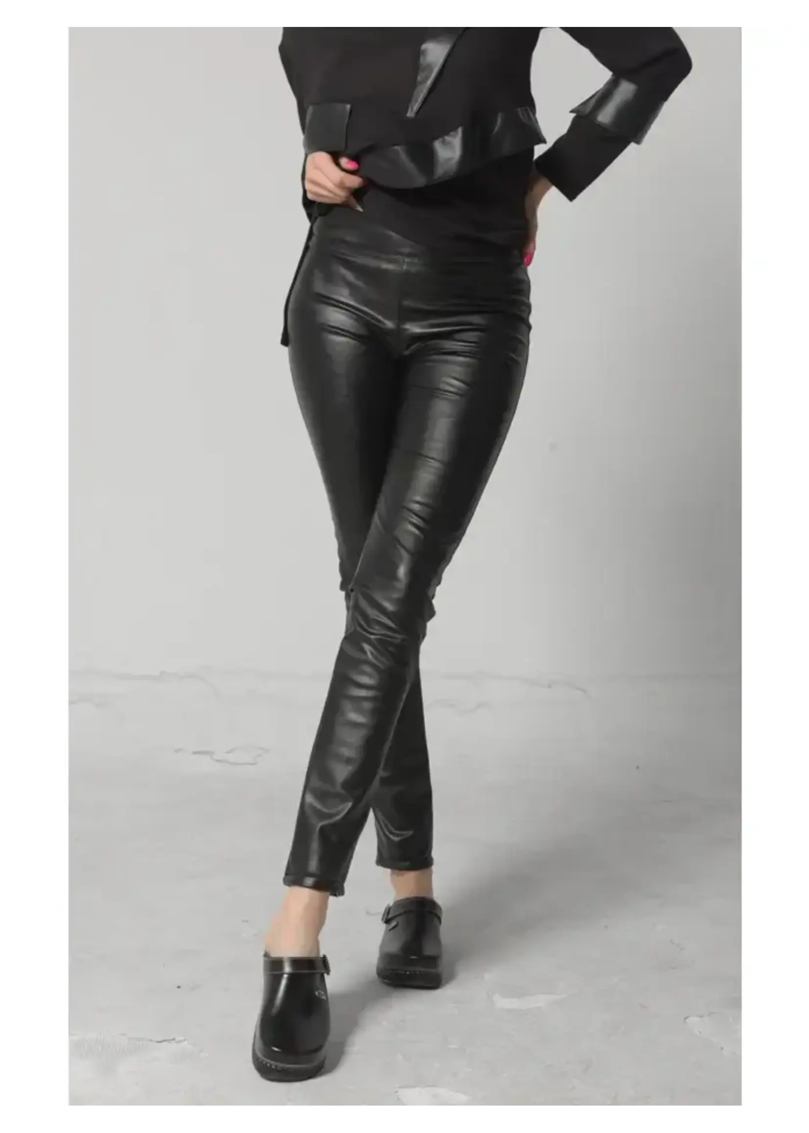 Metamorphoza V-Leather Low-Rise Pants-