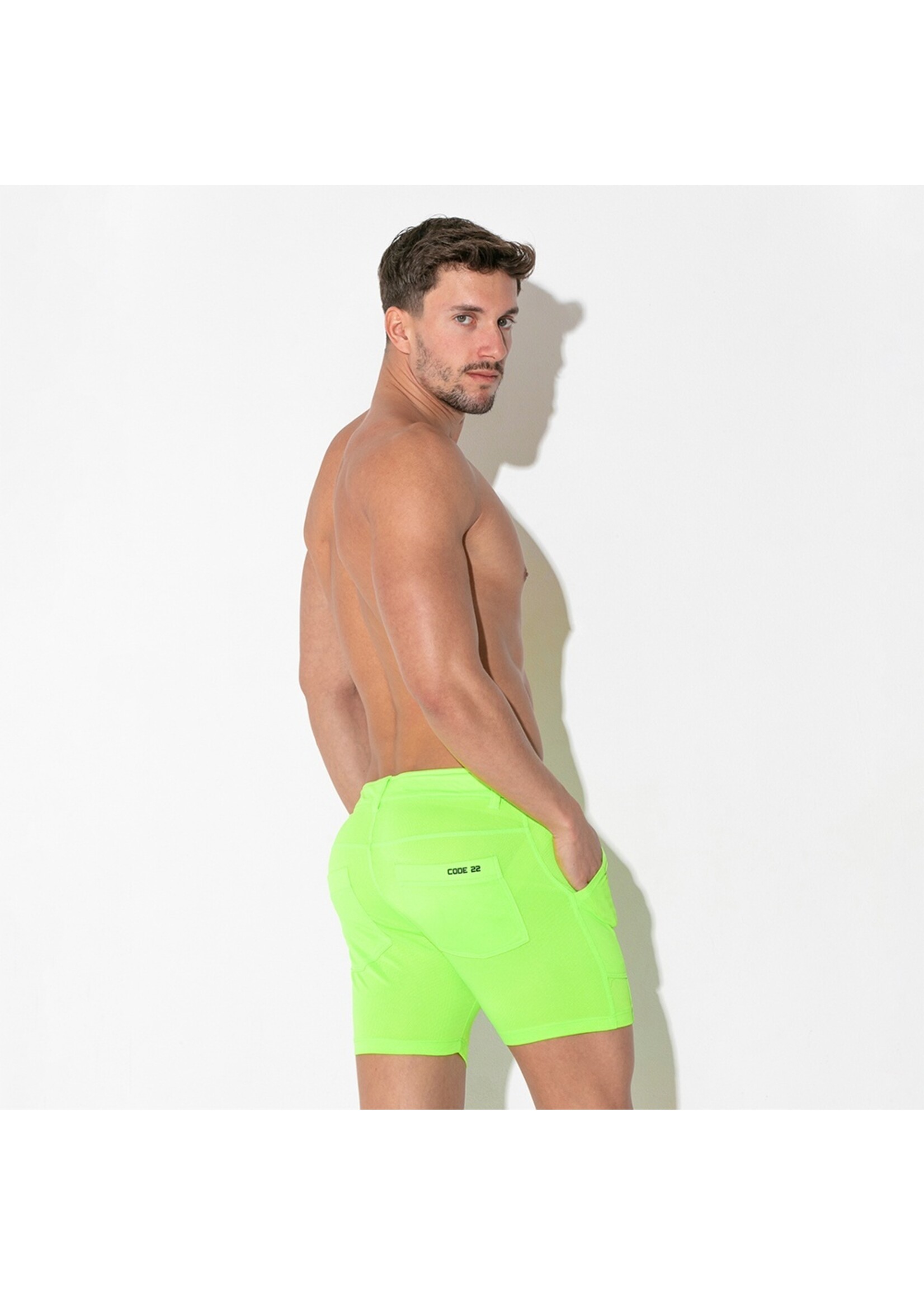 Code 22 Vivid Short