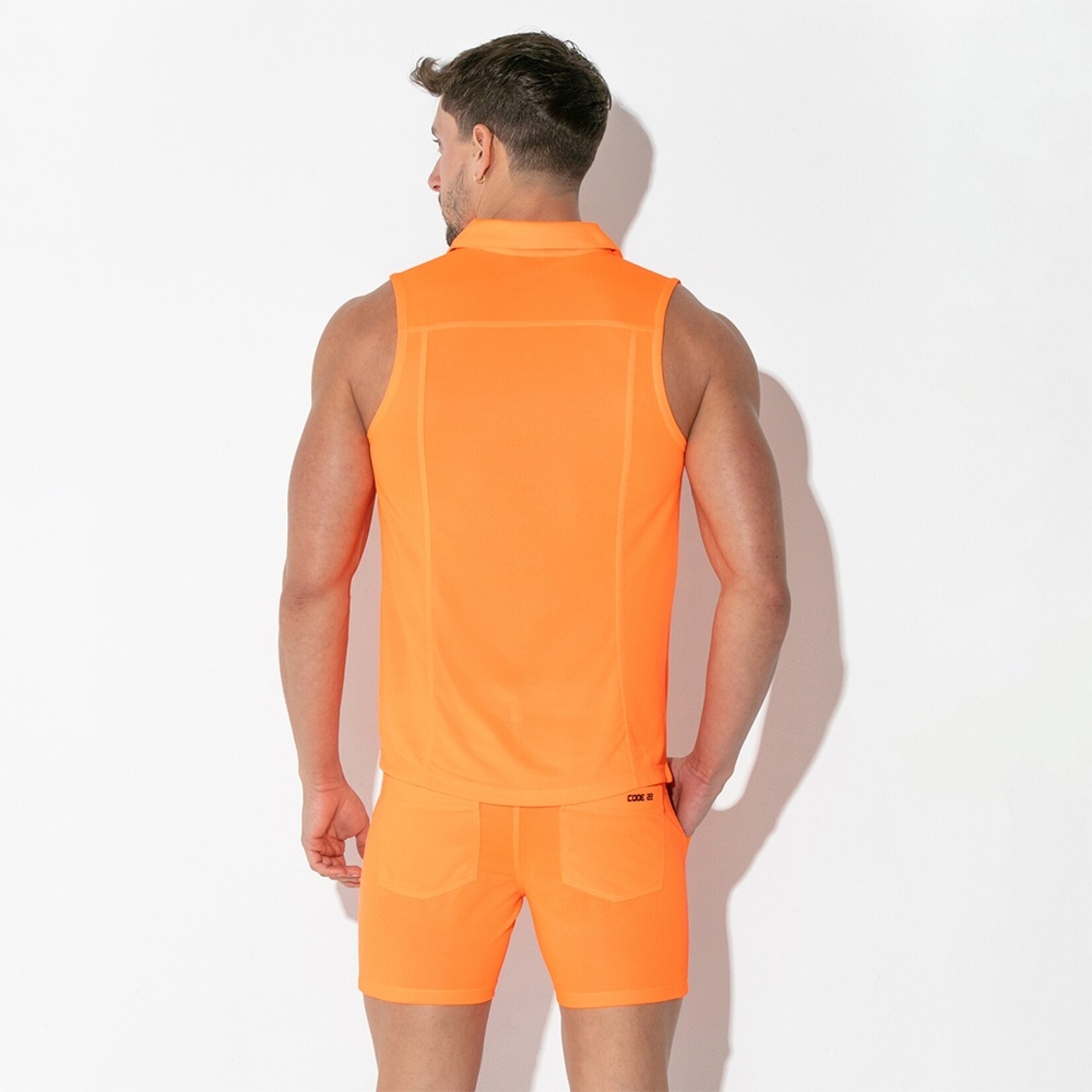 Code 22 Vivid Sleeveless Shirt
