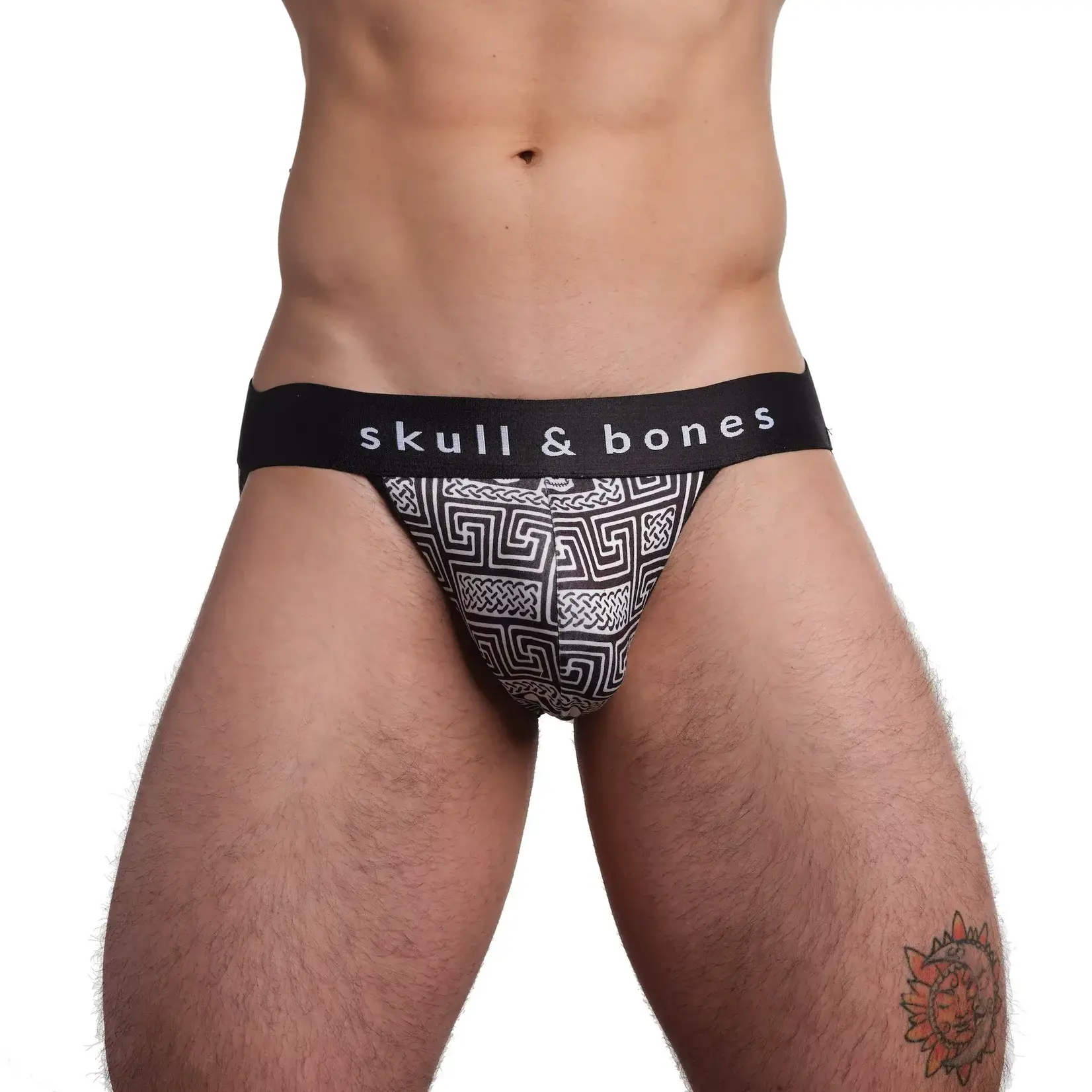 Skull & Bones Roman Tile Black