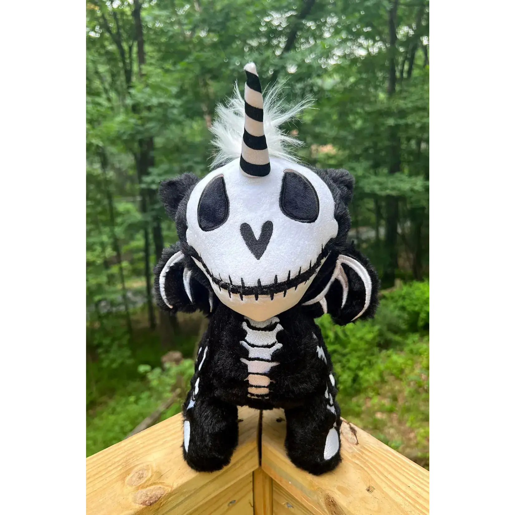 vampirefreaks Skeleton Plushies