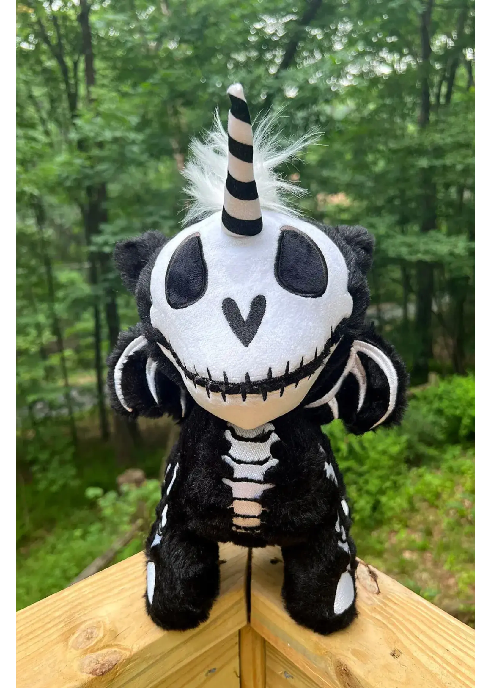 vampirefreaks Skeleton Plushies