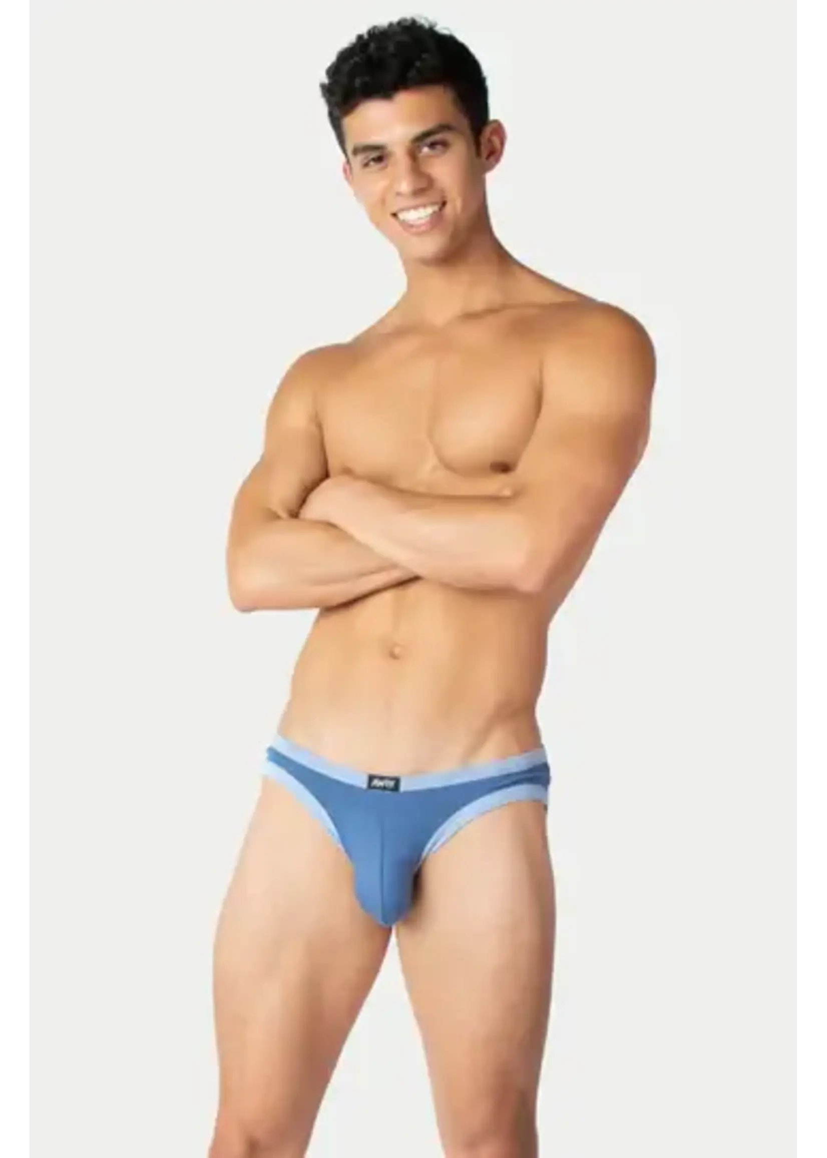 AWRY CONTRTAST Briefs
